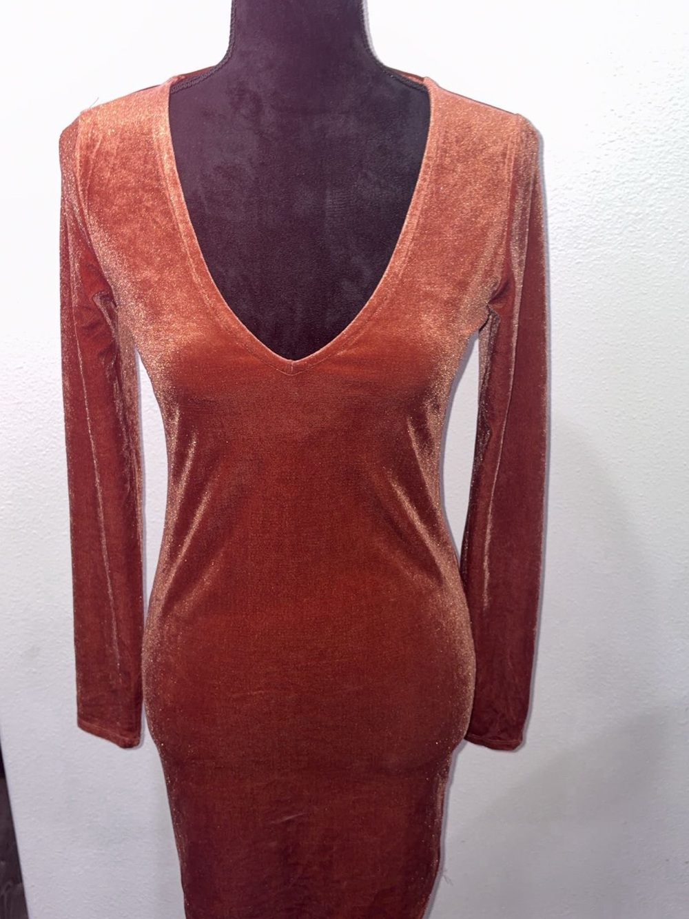 Forever 21 Rust Velvet Long-Sleeve V-Neck Dress